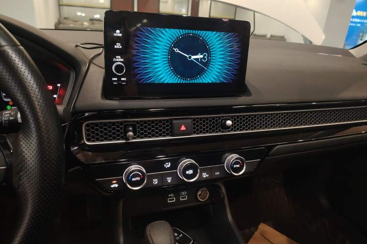 Used Honda Civic 2023 240TURBO CVT Dynamic Edition Audio And AC Panel