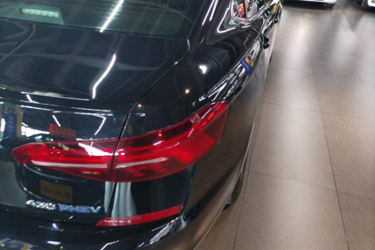 Used Volkswagen Passat New Energy 2020 430 PHEV Hybrid Elite Edition China VI Standard Right Rear Taillight