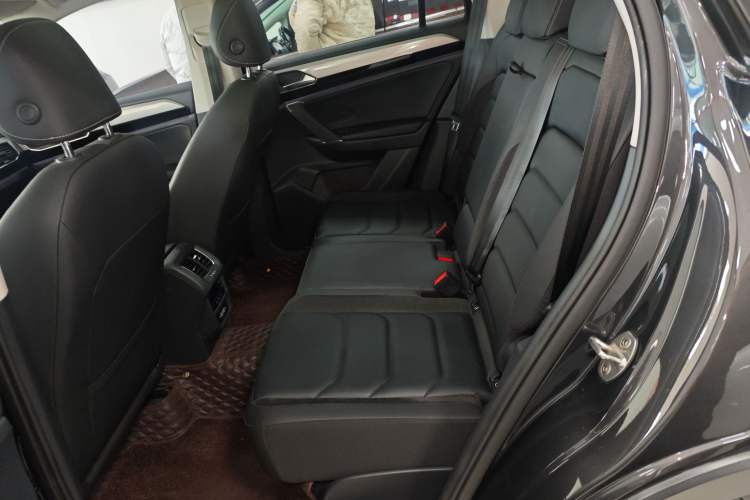 Used Volkswagen Tayron 2020 330TSI Two-Wheel Drive Luxury Smart Connectivity Version
