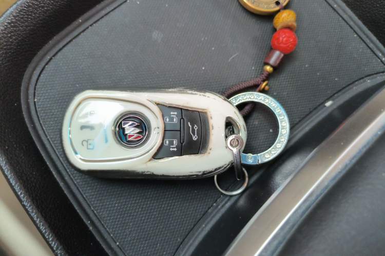 Used Buick GL8 2020 Avenir Avia Six-Seat Deluxe Edition Vehicle Key