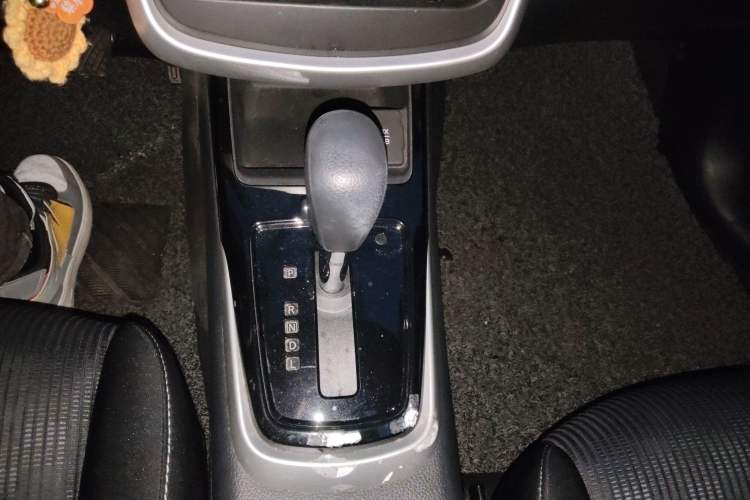 Used Nissan Tiida 2016 1.6L CVT Cool Dynamic Edition