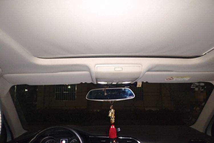 Used Volkswagen Tiguan L 2017 330TSI Automatic Two-Wheel Drive Luxury Edition