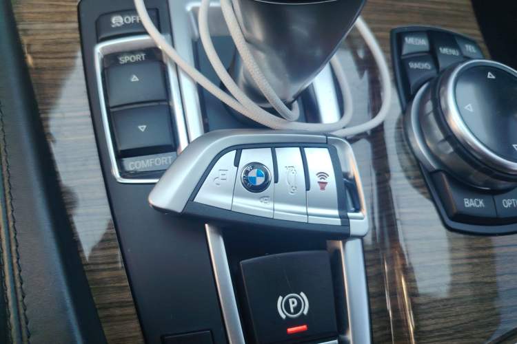 Used BMW 5 Series 2014 525Li Fashion Design Package