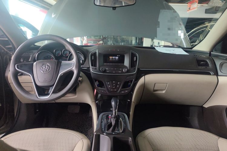 Used Buick Regal 2015 2.0L Leading Fashion Edition