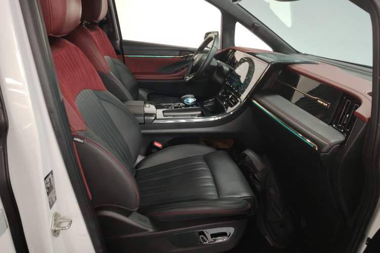 Used GAC Trumpchi M8 2023 Zongshi Series Dual-Motor YuZun Edition