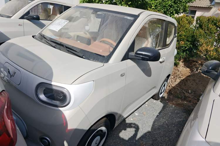 Used Wuling Hongguang MINIEV 2024 3rd Generation 215km Youth Edition