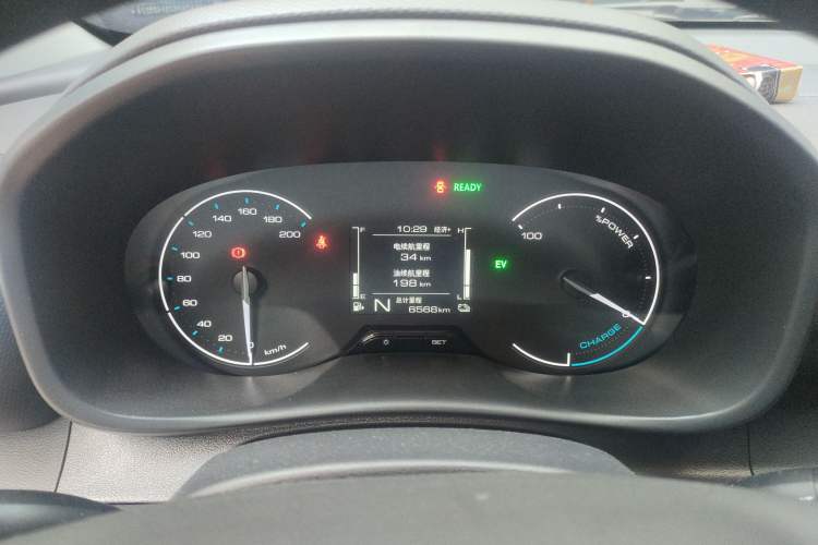 Used Wuling Hongguang New Energy 2025 Extended-Range Hybrid 50KM Comfort Version
