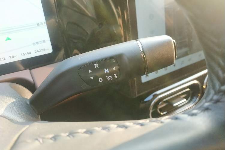 Used Leapmotor C01 2023 Range-Extended 316 Smart Edition Gear Lever