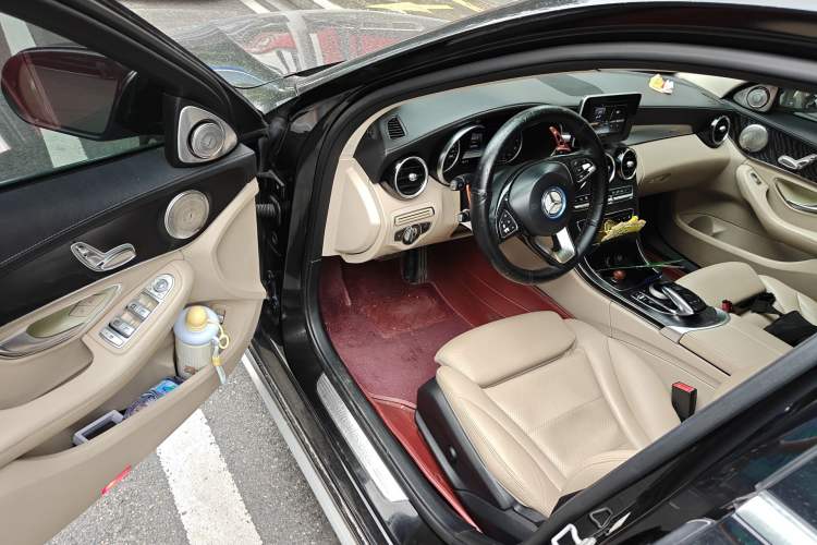 Used Mercedes-Benz C-Class 2015 C 180 L Sport Edition
