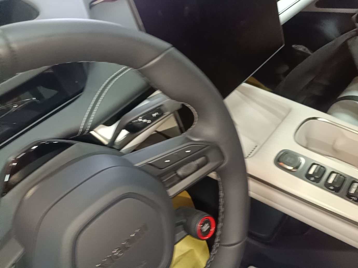 Xiaomi Auto SU7 2024 Four-Wheel Drive Ultra-Long Range Advanced Intelligent Driving Max Edition — снимка 18