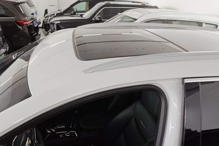 Used Cadillac XT5 2021 2.0T Two-Wheel Drive Luxury Version
