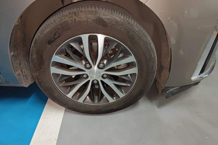 Used Buick GL8 2023 ES Lu Zun Deluxe Model