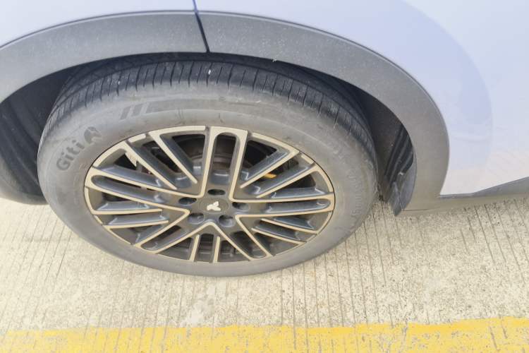 Used firefly 2025 Illuminated Edition
