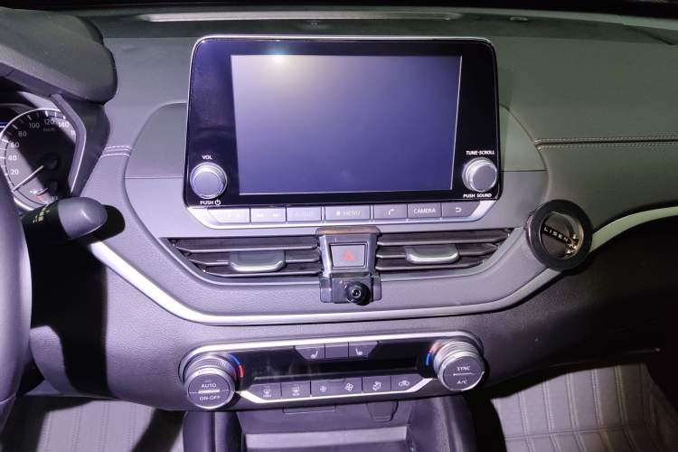 Used Nissan Teana 2020 2.0L XL Upper SmartDrive Version