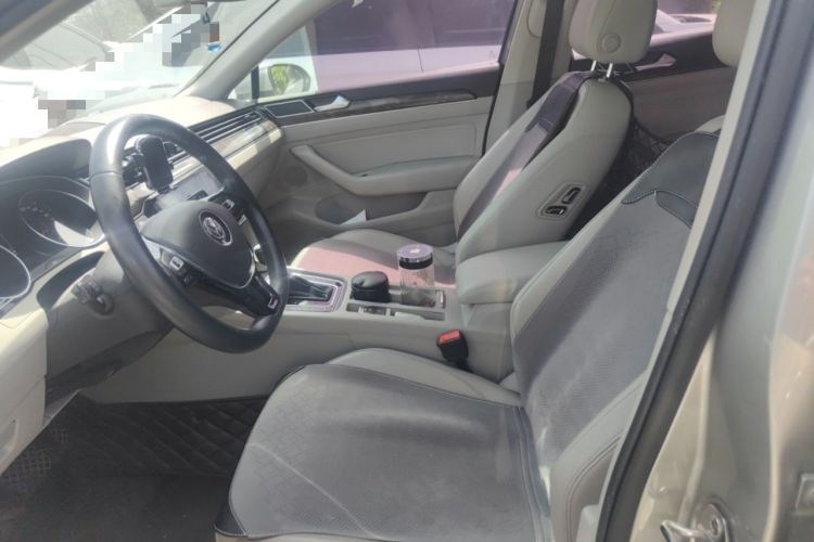 Used Volkswagen Magotan 2017 330TSI DSG Luxury Model