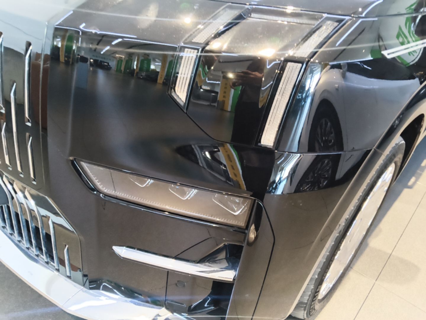 Zeekr 009 2024 GAC Trumpchi — снимка 8