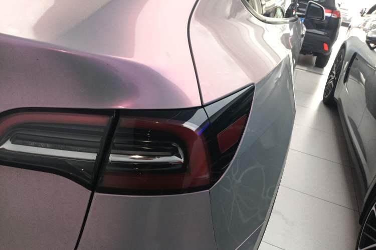 Used Tesla Model Y 2023 Rear-Wheel-Drive Version Exterior 3