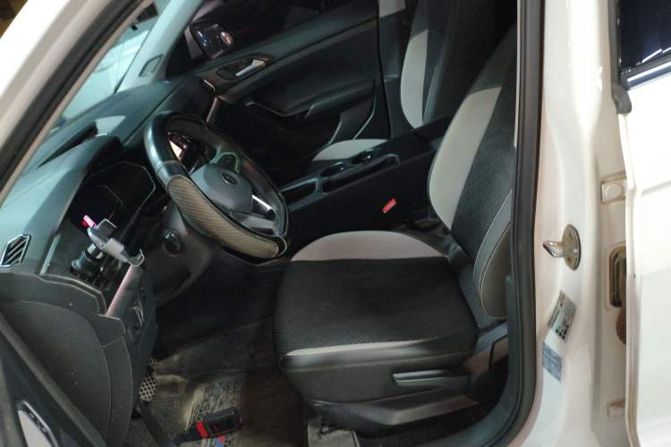 Used Volkswagen Tacqua 2020 1.5L Automatic Yue Left Front Seat