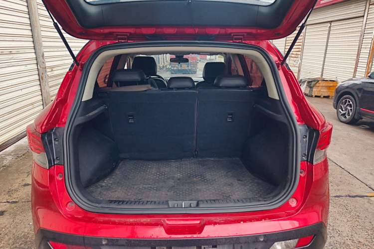 Used Soueast DX3 2016 1.5T SRG CVT Flagship Edition Trunk