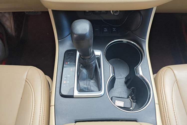 Used Toyota Highlander 2018 2.0T Four-Wheel Drive Elite Edition 7 Seats China VI Standard