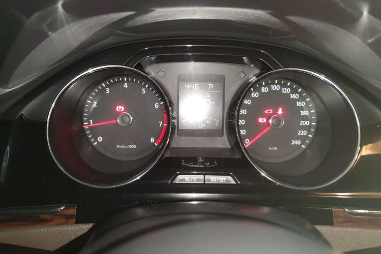 Used Volkswagen Bora 2014 1.6L Automatic Luxury Model Instrument Cluster