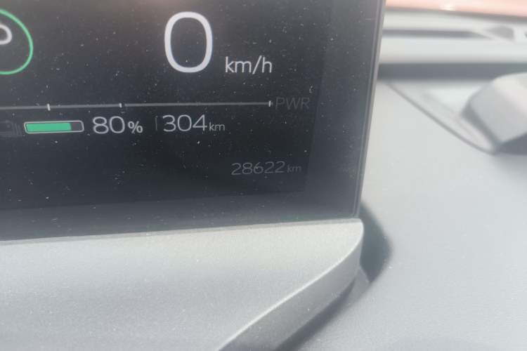 Used Toyota bZ5 2025 Model 550 PRO Odometer Close Up