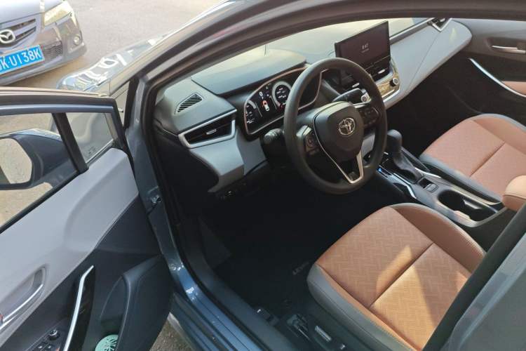 Used Toyota Levin 2024 Smart Electric Hybrid Dual-Motor 1.8L Sport Edition
