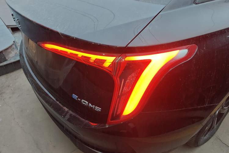 Used Hongqi E-QM5 2023 Revised Version Basic Travel Edition
