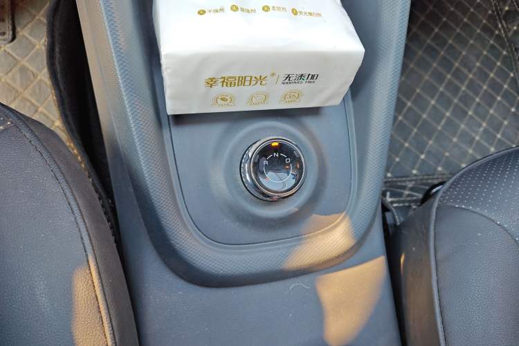 Used Wuling Hongguang New Energy 2025 Extended-Range Hybrid 50 km Standard Version