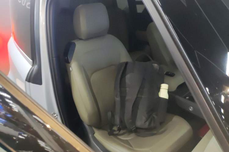 Used Land Rover Defender 2023 90 3.0T P400 XS
