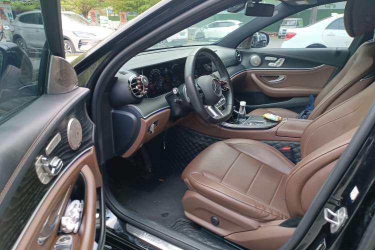 Used Mercedes-Benz E-Class New Energy 2022 Second Facelift E 350 e L Plug-in Hybrid Sports Sedan Driver Seat