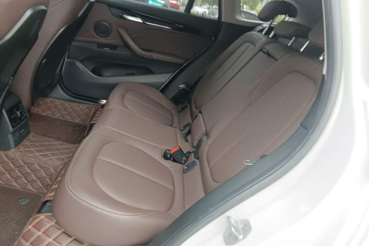 Used BMW X1 2020 sDrive25Li Leading Model