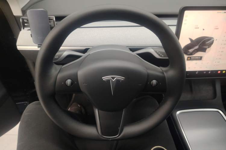 Used Tesla Model Y 2024 Rear-Wheel-Drive Version