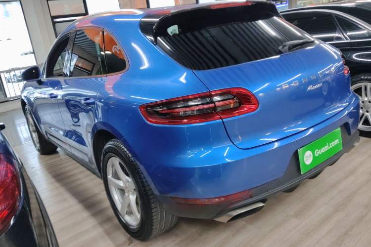 Used Porsche Macan 2014 Macan 2.0T Rear Left 45 Deg
