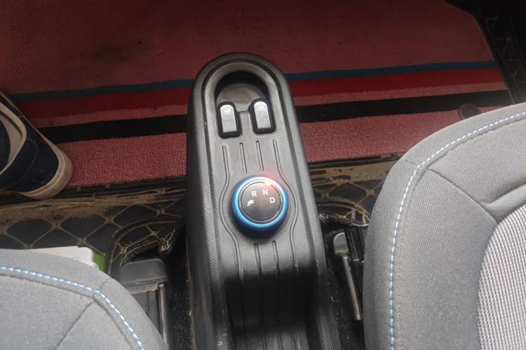 Used Wuling Hongguang MINIEV 2020 Freedom Version Lithium Iron Phosphate Gear Lever