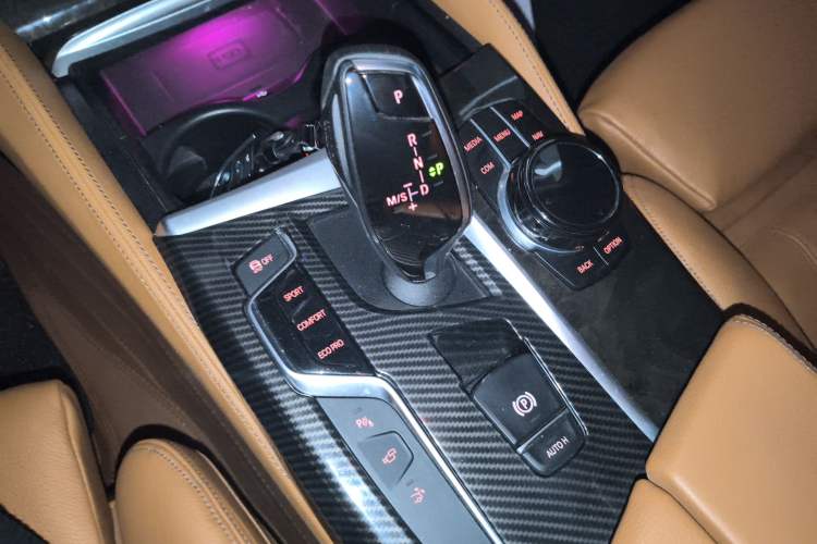 Used BMW 6 Series GT 2018 630i M Sport Package Gear Lever