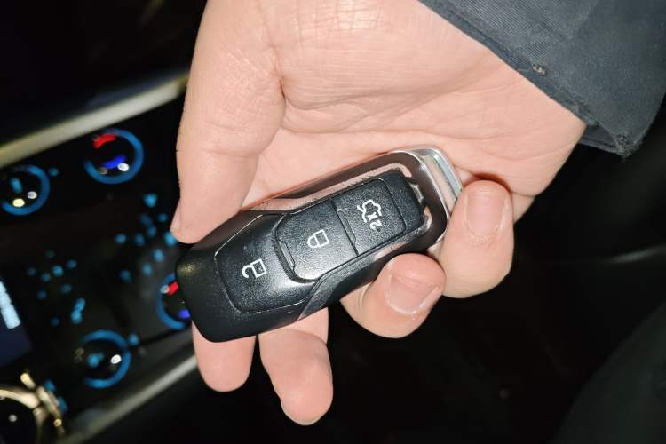 Used Ford Mondeo 2013 2.0L GTDi 200 Fashion Edition
