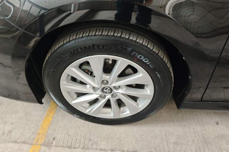 Used Toyota Camry 2021 2.0G Luxury Edition Exterior 4