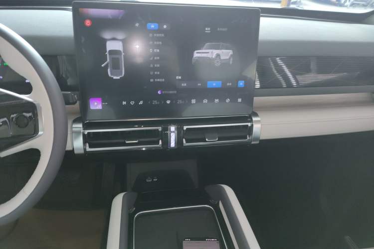 Used iCAR 03 2024 401km Range Two-Wheel Drive Standard Yuechao Version