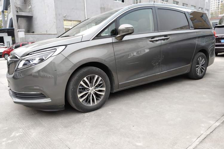 Used Buick GL8 2018 ES 28T Flagship Model China VI Standard
