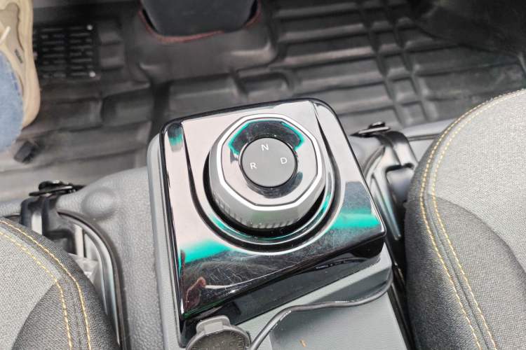 Used Farizon Xingxiang V 2024 Star Enjoy V6E Feature Edition Zhixin 46.08 kWh
