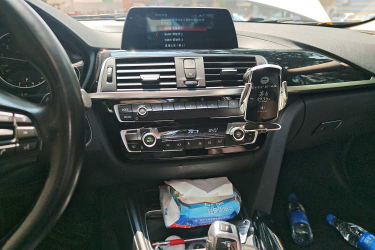 Used BMW 3 Series 2018 320Li Fashion Model Audio And AC Panel