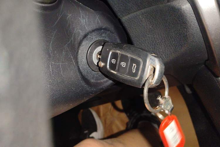 Used Toyota YARiS L Zhi Xuan 2016 Revised 1.5E CVT Charming Edition Interior 1