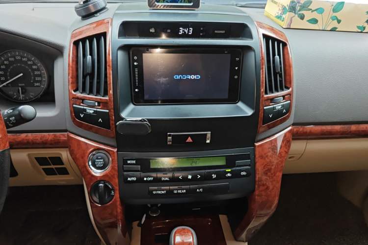 Used Toyota Land Cruiser 