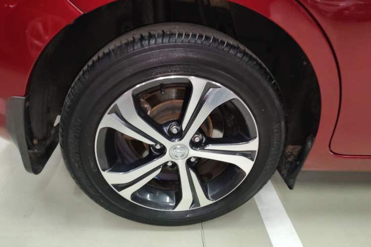 Used Nissan Tiida 2019 1.6L CVT Smart Drive Version China VI Standard
