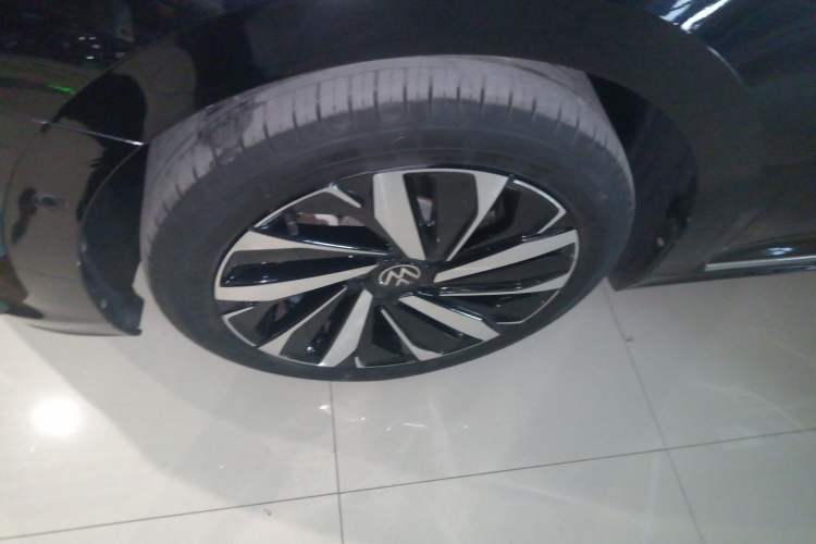 Used Volkswagen Passat 2023 Facelift 330TSI Luxury Edition
