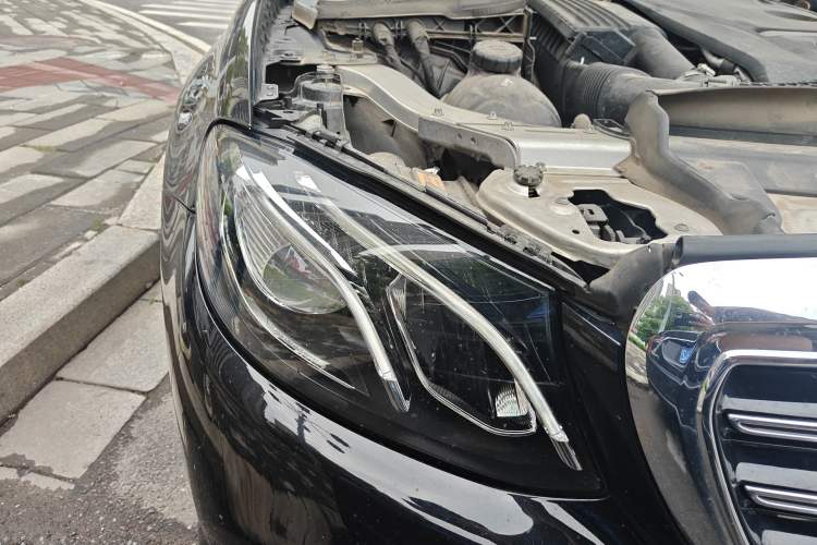 Used Mercedes-Benz E-Class 2019 E 300 L Stylish Model
