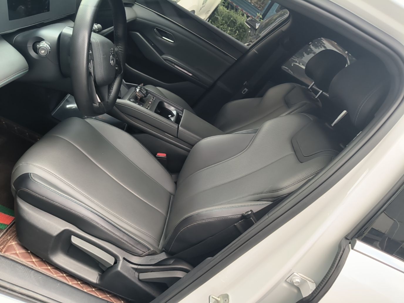 BYD Qin L 2024 DM-i 80KM Leading Model — снимка 17