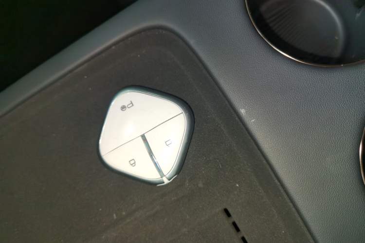 Used Baojun Enjoy 2025 Plug-in Hybrid 140km Luxury Edition