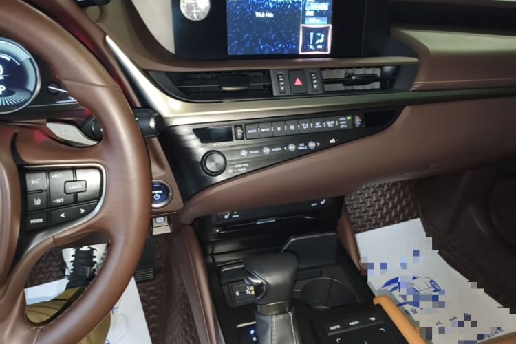 Used Lexus ES 2018 300h Premier Edition China V Standard